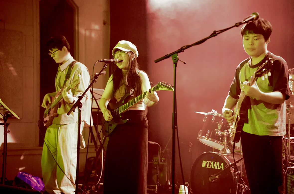 arthur&friends college band